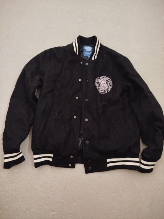 Casaco estilo bomber