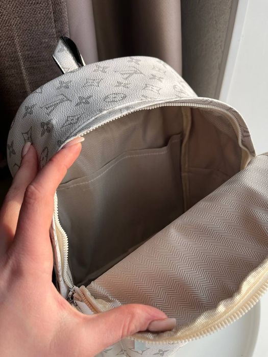 Рюкзак lv жіночий