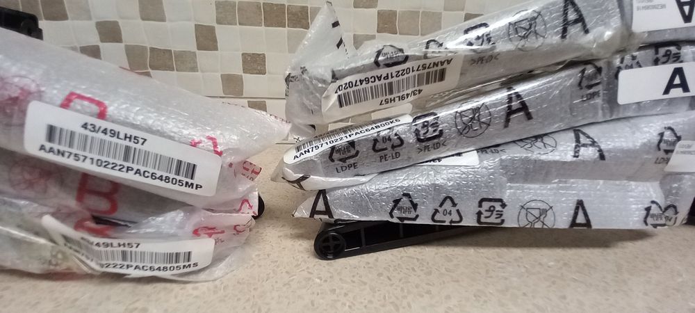 Various LG TV Mounts64741110841473123