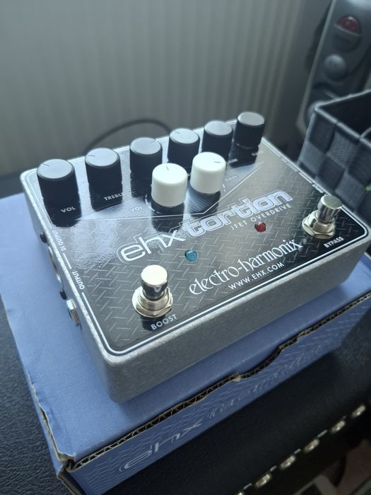 Electro-harmonix ehx tortion jfet overdrive!