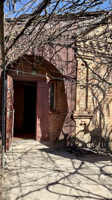 Продається частина будинку