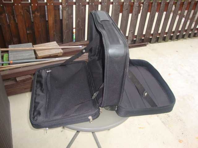 Torba na laptop, dokumenty