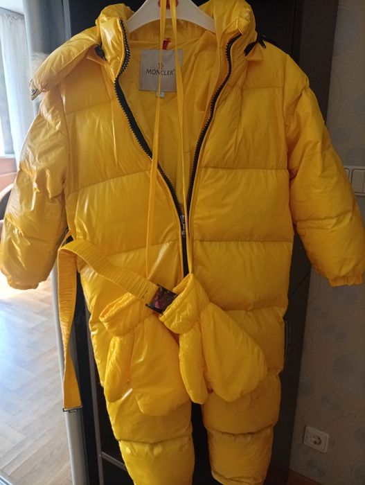 Детский зимний комбинезон Moncler