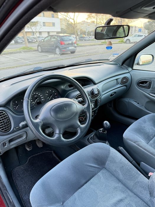Renault Megane 1.4 RXE Gasolina | Único dono | Impecável