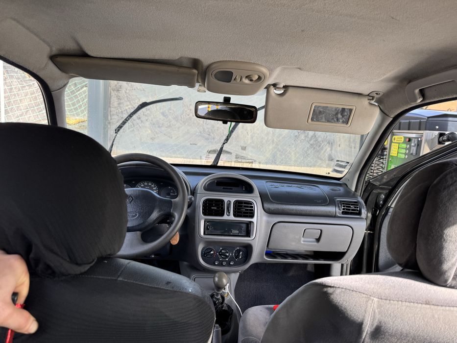 Renault clio 2002