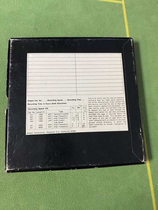 Котушка з коробкою AMPEX