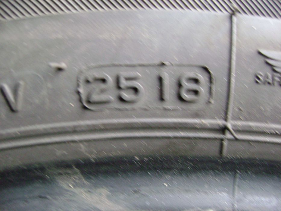 205/60/16 BRIDGESTONE 2 szt.opon zimowych