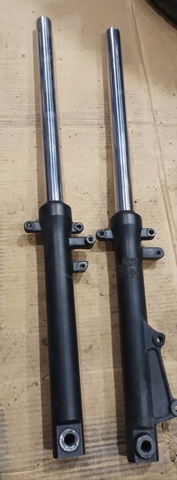 Продам передній амортизатор на ліфан кп200 вдуже хорошому стані