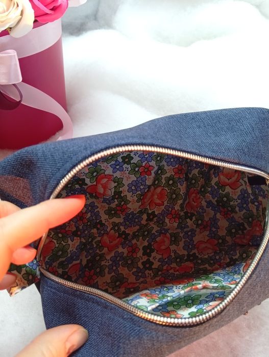 Продам косметичку, подарунок , сумочка