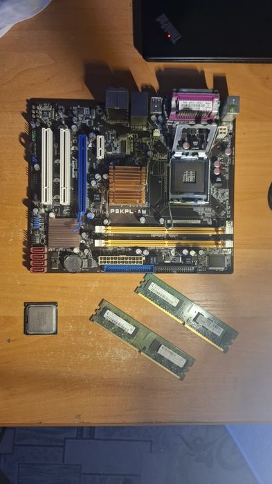 Комплект на 775 сокете, Core2Quad Q6600, 4гб