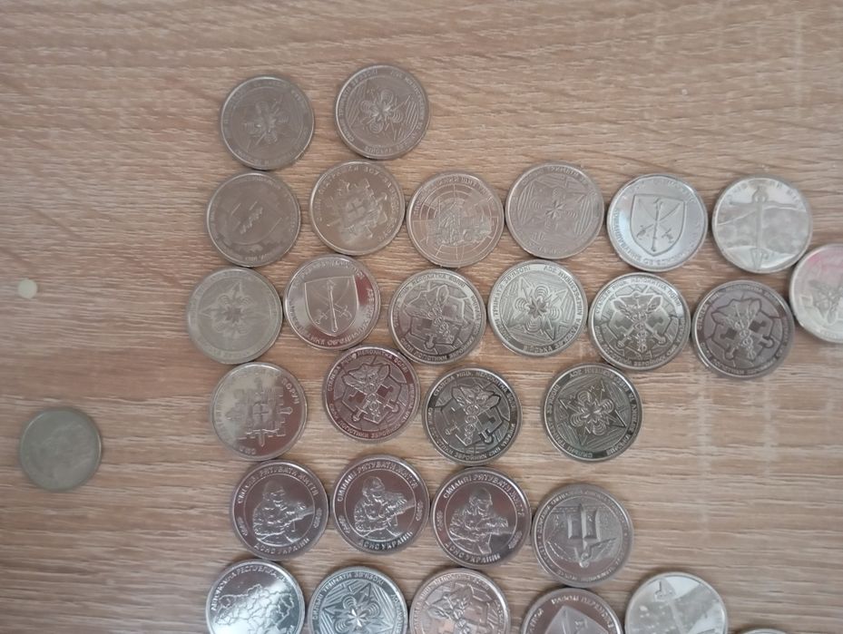 Продам монети з областями
