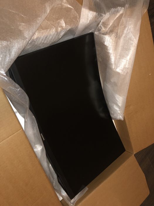 Odyssey G5 QHD 144hz 27’ в ідеальному стані