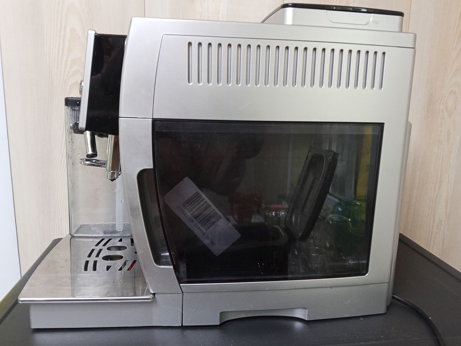 Кофемашина Delonghi Ecam 23.450.s