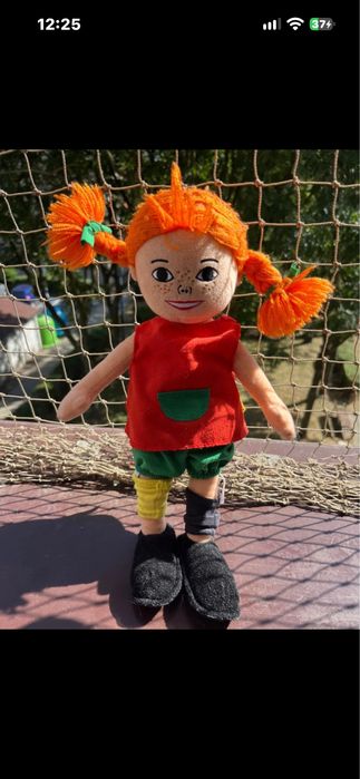 oryginalna lalka pipi pończoszanka