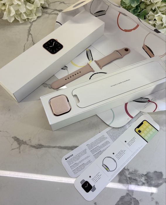 Apple Watch SE-1 40mm Gold Без Ремонтів (Магазин Гарантія)