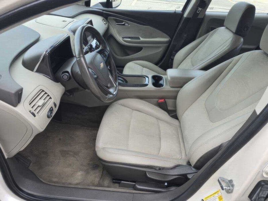 Chevrolet Volt Premium      2014