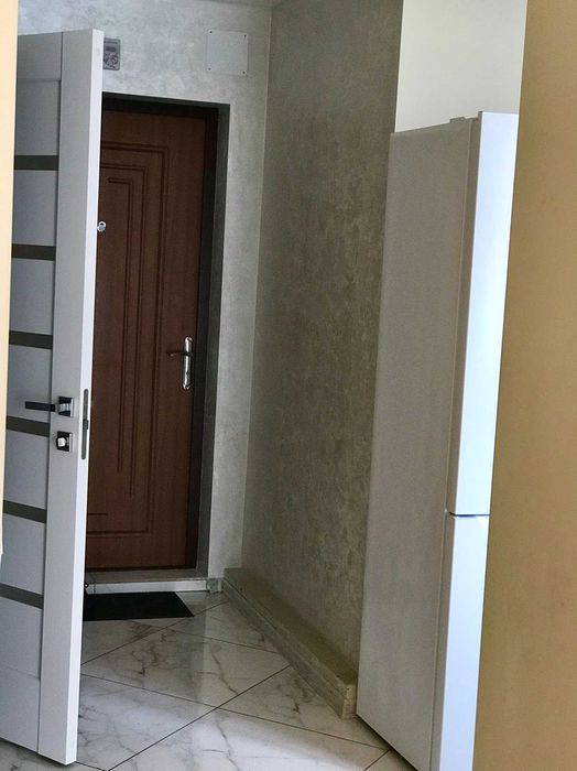 Квартира подобово, посуточно є різні варіанти. Центр.  Власник.