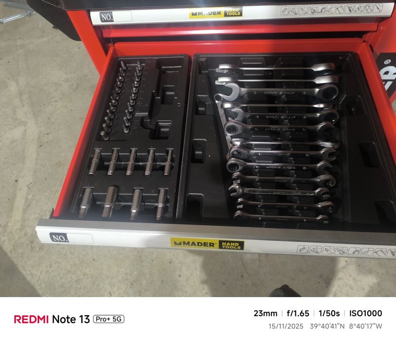 Carro de ferramentas nova