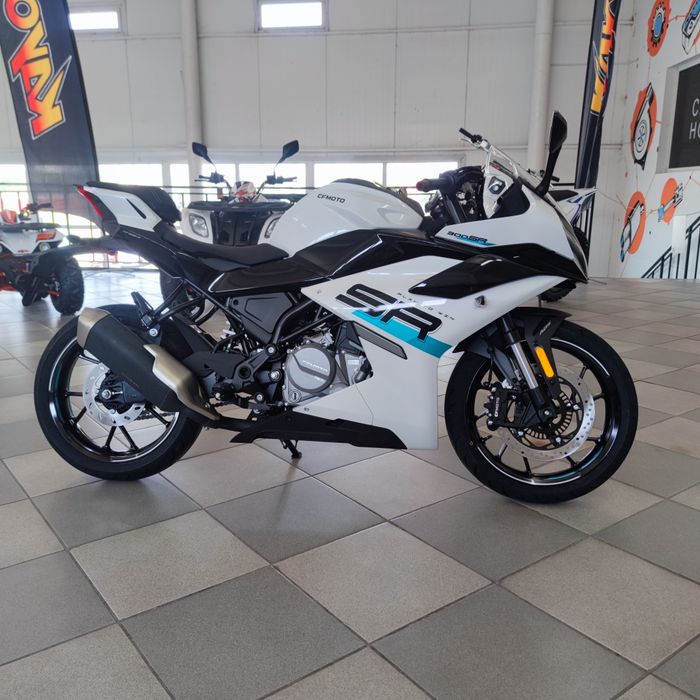 Мотоцикл CFMoto 300