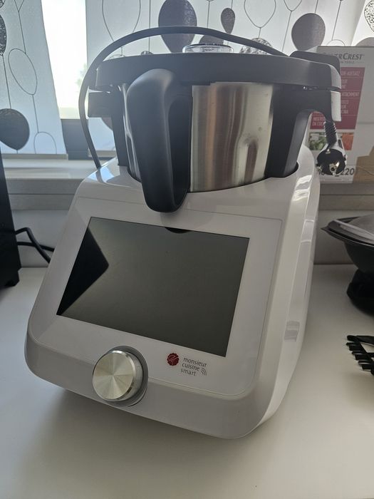 Monsieur Cousin  Smart  com varios acessórios como nova