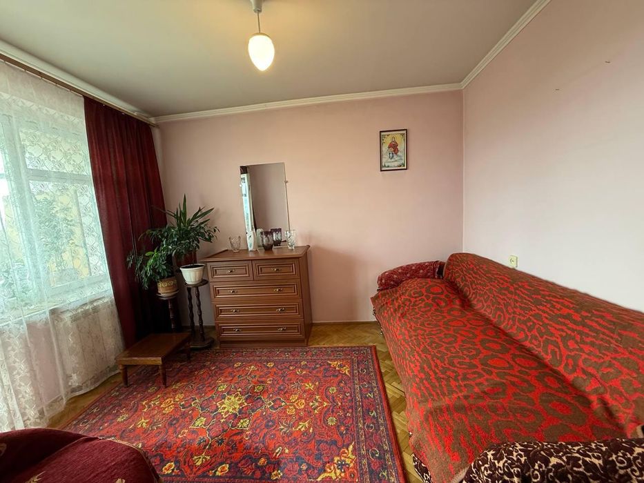 Здам 3х кімнатну квартиру на Озерній з косметичним ремонтом!