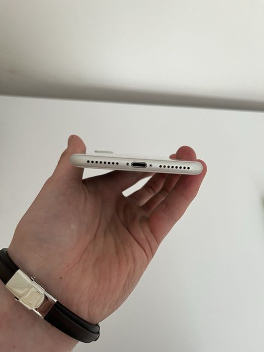 iPhone 8 Plus 64 / Айфон 8 плюс 64
