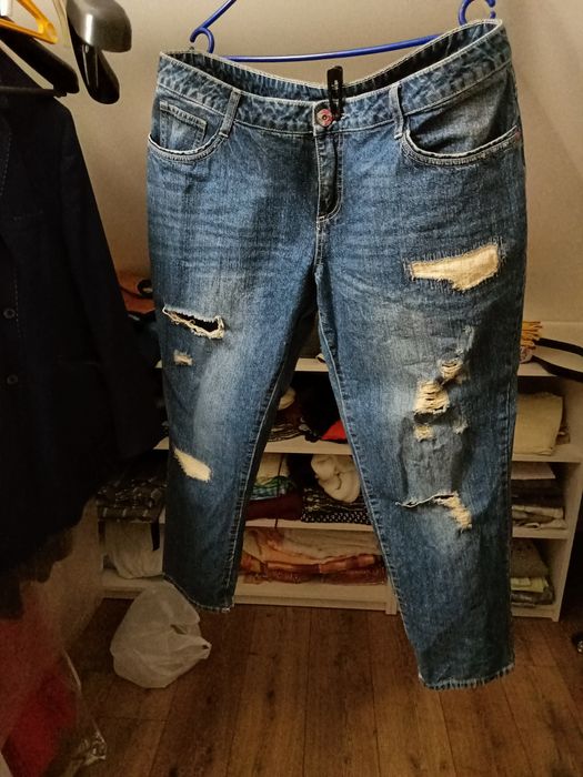 Spodnie jeansowe