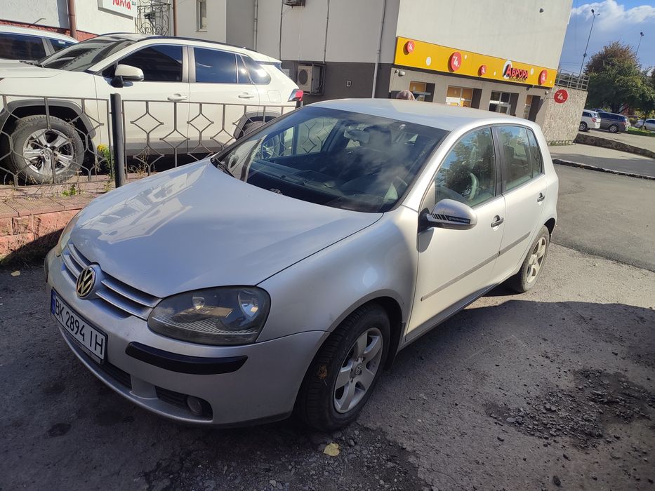 Продам гольф 5 пробиг 150000, мотор  1,4 все гарно працюэ