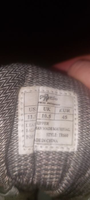 берці військові  Vibram