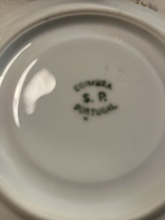 Serviço de chá com dourado circa 1970 S.P. Coimbra