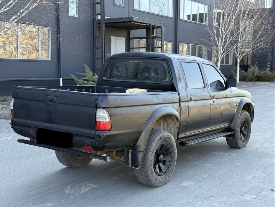 Продам Mitsubishi L200 4x4