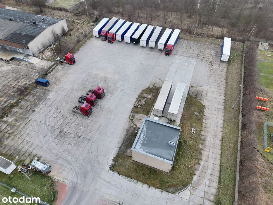 Parking,  plac utwardzony