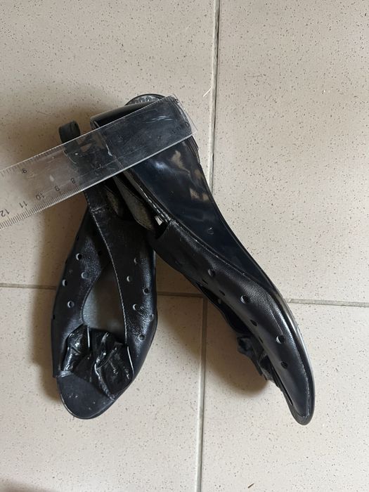 Босоніжки шкіра