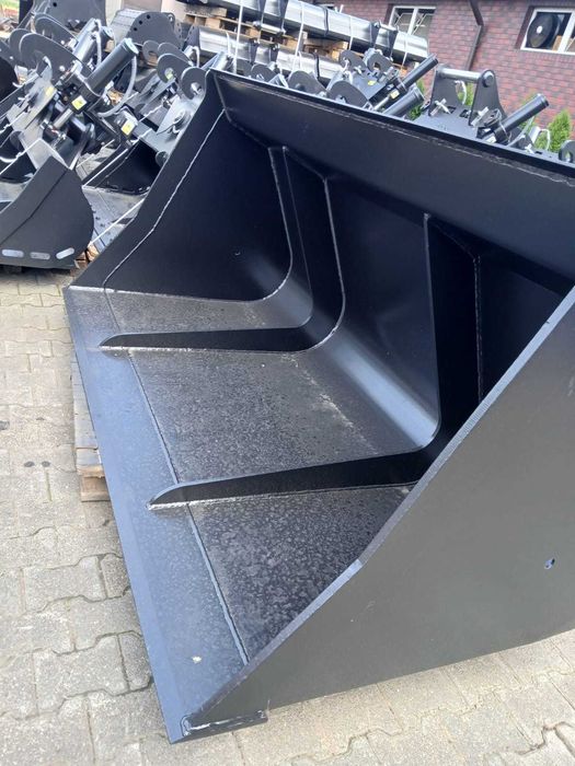 Łyżka objętościowa szer. 2m40 , poj 2,2m3 JCB 530, 531, 532, 535 ,540