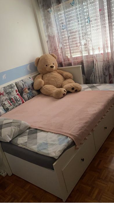 Cama/sofá Ikea com 2 colchões