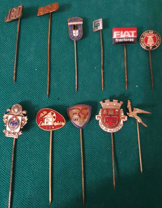 PINs e Alfinetes antigos: Militares, Políticos, Bancos, Desporto, PUB
