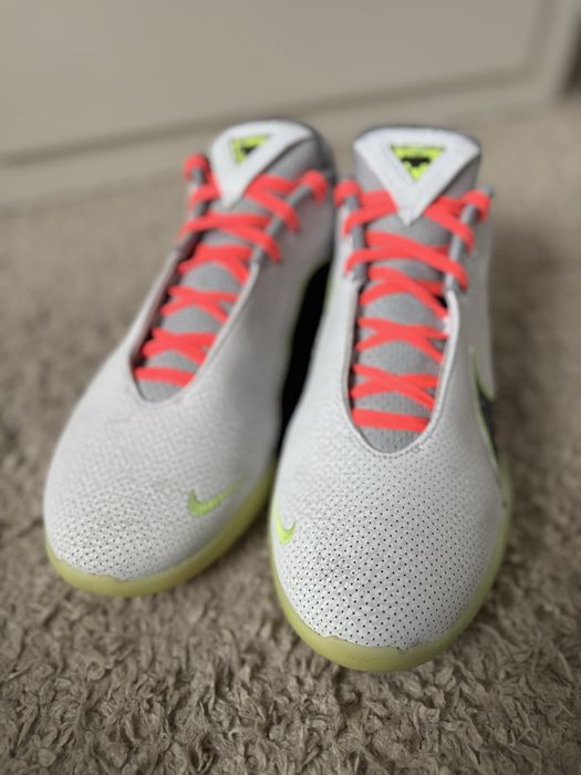 Buty sportowe do koszykówki Nike Lebron XXII Moonlight