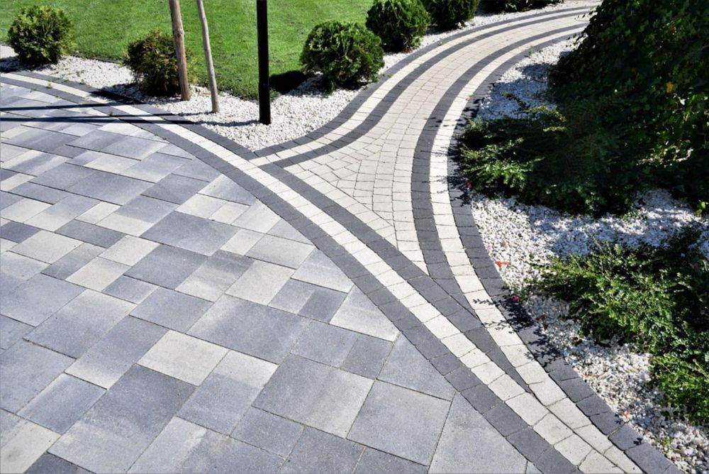 Układanie kostki brukowej brukarstwo