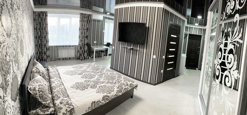 VIP квартира Краматорськ, ЦЕНТР - прям біля ЦУМу, 1 поверх (вул. Двірцева 8)