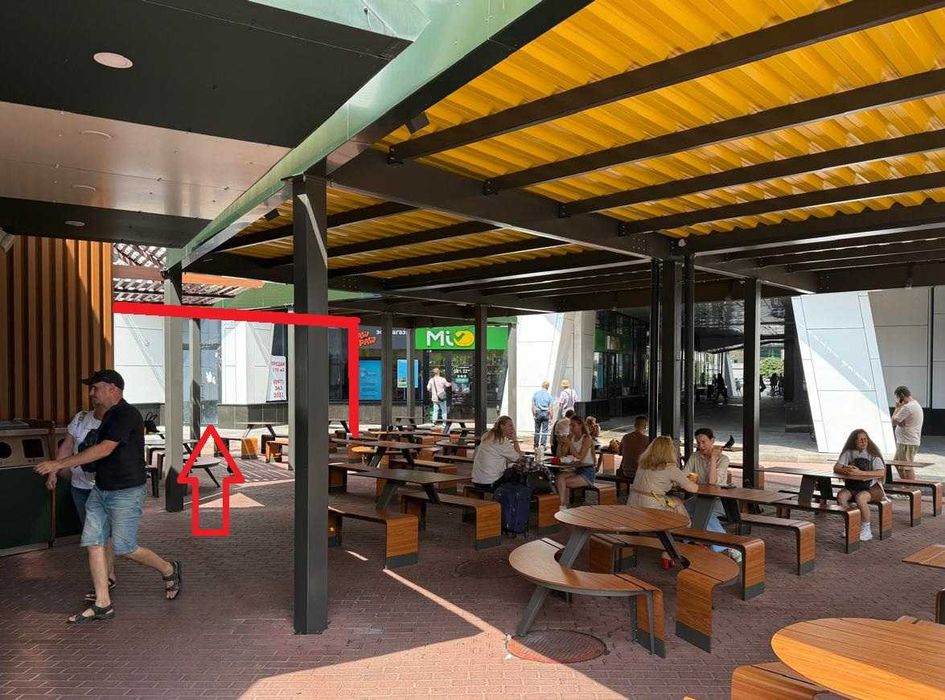 Топ Фасад, 174 кв.м, McDonald's, Manhattan/Манхетен, Берестейський 11