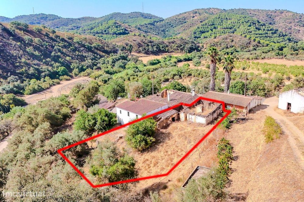 Terreno com Ruína de 80 m² em Silves