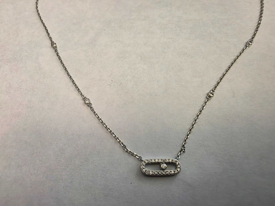 Colar com Brilhantes (Brilhante Movel) Art Deco Vintage Novo Prateado