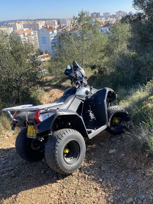 Vendo moto4 kinco mxu 300 semi altomatico