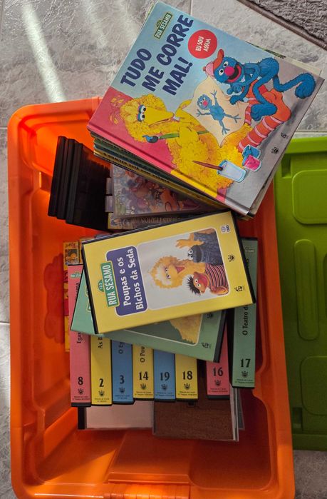 Pack vhs / livros /cd