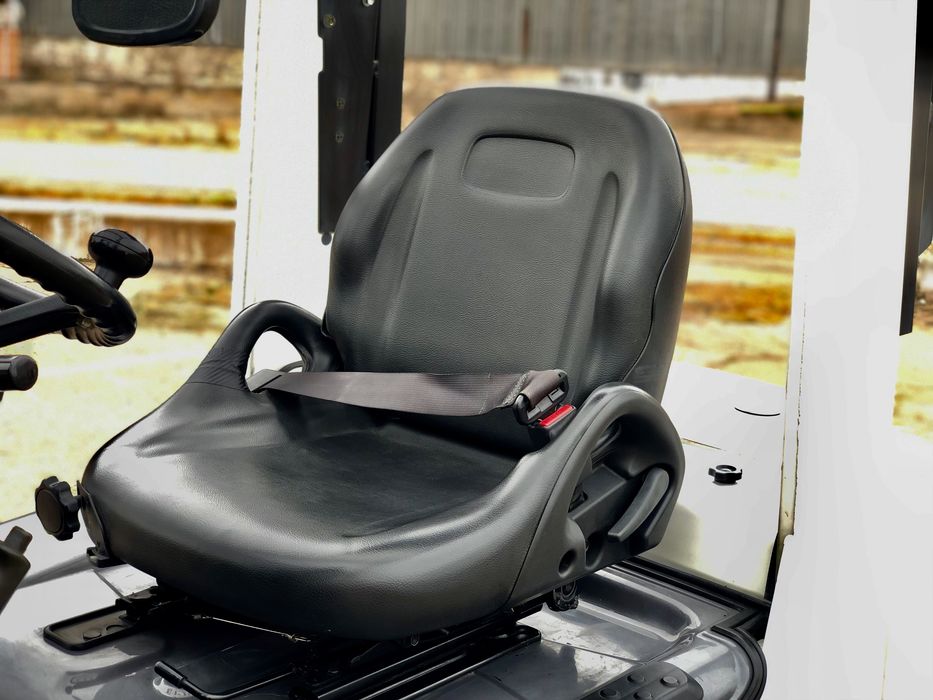 Навантажувач вилковий Nissan FG20 вилочный погрузчик, кара