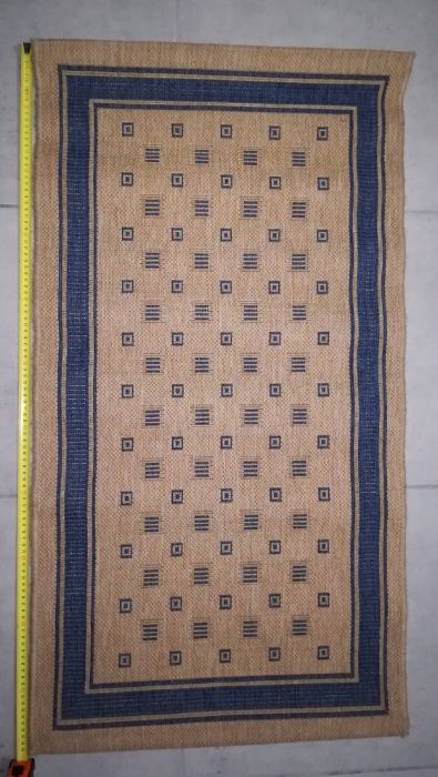 vendo conjunto de três tapetes de quarto