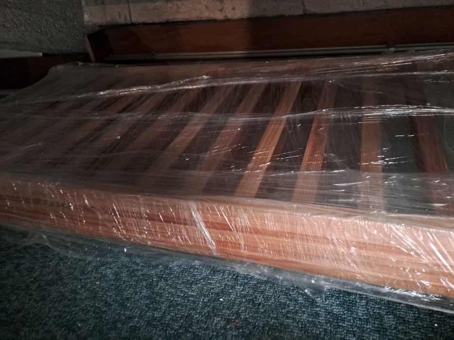 Cama de grades com colchão