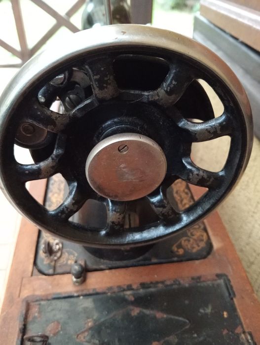 Швейна машинка Подолка