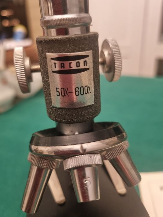 Mikroskop /Zestaw młodego biologa lata 60-70 ubiegłego wieku