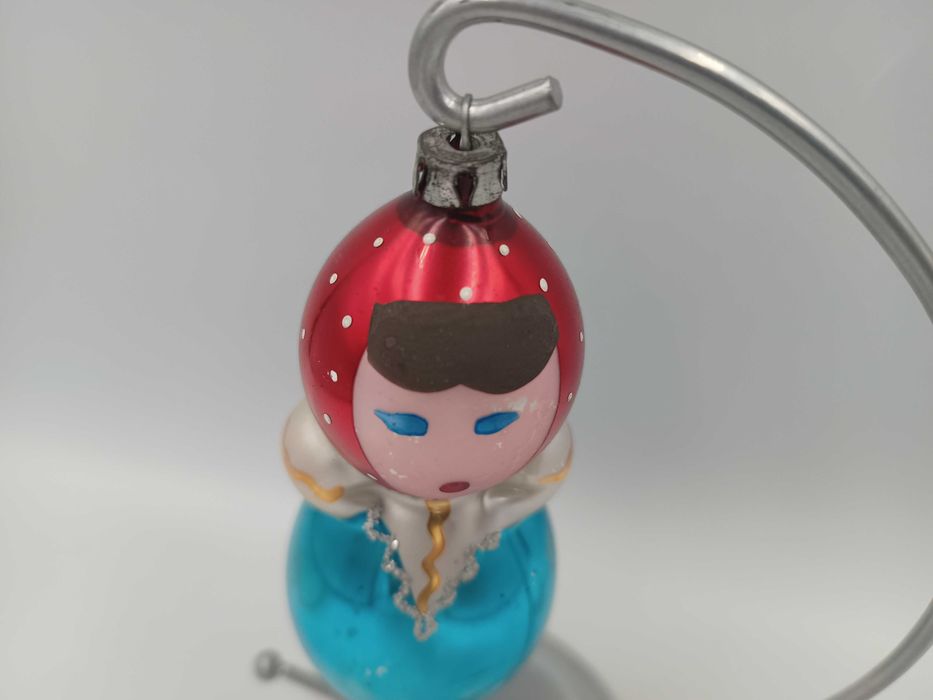 Stara bombka z PRL babuszka laleczka lala stare bombki na choinkę